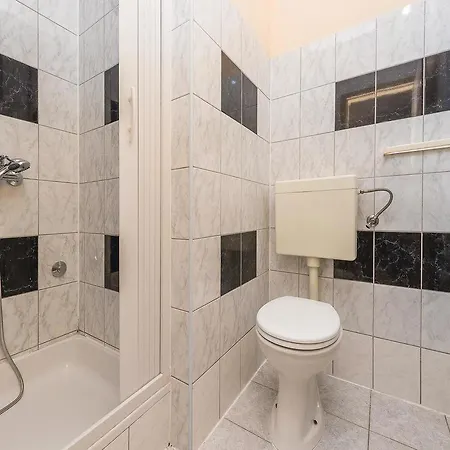 Prázdninový dům Four-bedroom In Pakoštane
