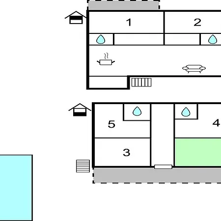 Four-bedroom In Pakoštane
