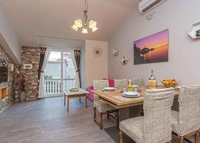 Four-bedroom In Pakostane